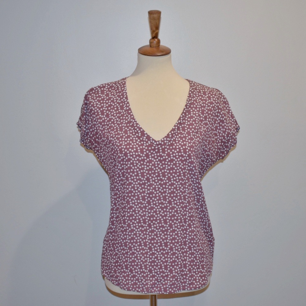 Dotted V-neck London Blouse by Express Size XS